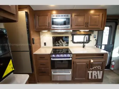 2026 Outdoors Timber Ridge Titanium Series 25RLS photo 10