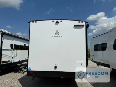 2026 Ember E-Series 21RKE photo 9
