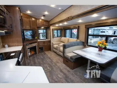 2023 Outdoors Glacier Peak Titanium Series F27MKS photo 3