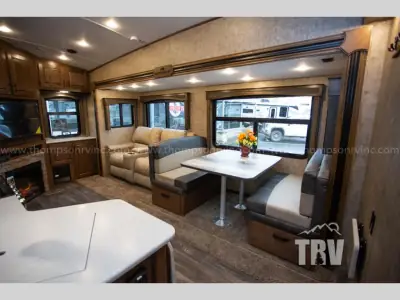 2023 Outdoors Glacier Peak Titanium Series F27MKS photo 2