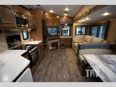 2023 Outdoors Glacier Peak Titanium Series F27MKS photo 7