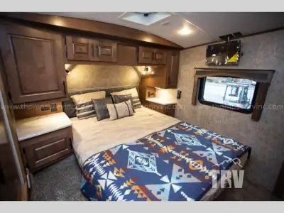 2023 Outdoors Glacier Peak Titanium Series F27MKS photo 21