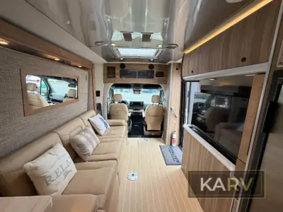2025 Airstream Atlas Murphy Suite Tommy Bahama E1 PKG photo 37