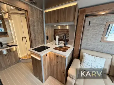 2025 Airstream Atlas Murphy Suite Tommy Bahama E1 PKG photo 31