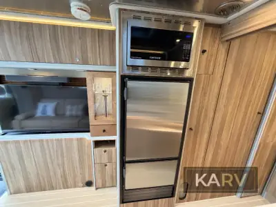 2025 Airstream Atlas Murphy Suite Tommy Bahama E1 PKG photo 30