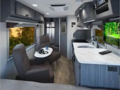 2021 Lance Lance Travel Trailers 1475 photo 4
