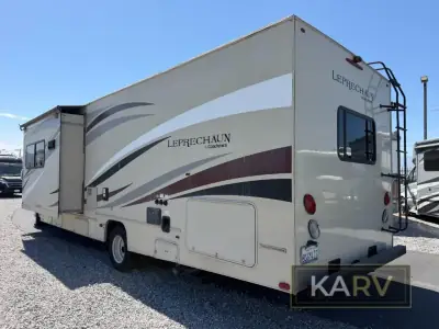 2017 Coachmen Leprechaun 320BH Ford 450 photo 3