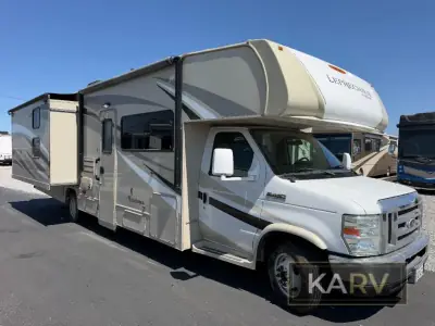 2017 Coachmen Leprechaun 320BH Ford 450 photo 5
