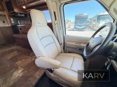2017 Coachmen Leprechaun 320BH Ford 450 photo 33