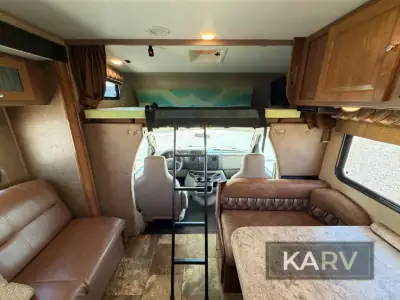 2017 Coachmen Leprechaun 320BH Ford 450 photo 30