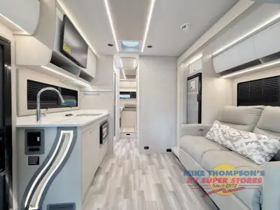 2026 Tiffin Motorhomes Wayfarer photo 11