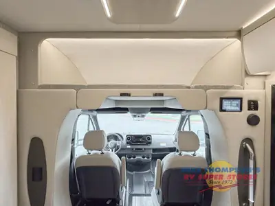 2026 Tiffin Motorhomes Wayfarer photo 8