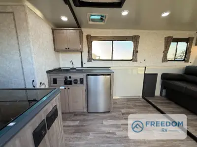 2026 Trailmanor 2922 Series 2922KS photo 18