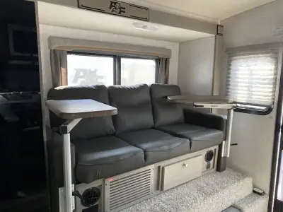 2027 Northwood Mfg ARCTIC FOX 811 photo 11