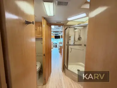 2006 Monaco Executive 40 Rainier IIIR photo 42