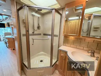 2006 Monaco Executive 40 Rainier IIIR photo 30