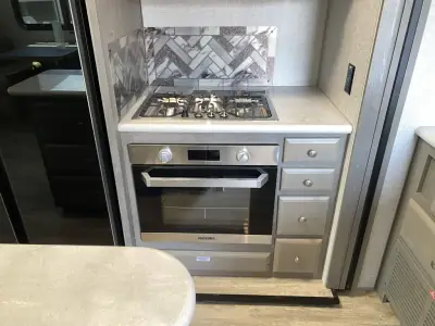 2026 Northwood Mfg ARCTIC FOX NXT 325MK photo 10