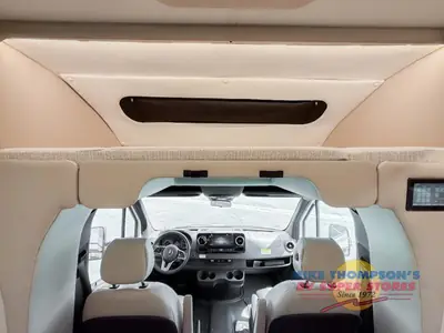2026 Tiffin Motorhomes Wayfarer photo 13