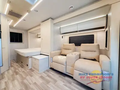 2026 Tiffin Motorhomes Wayfarer photo 18