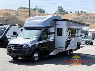 2026 Tiffin Motorhomes Wayfarer photo 3