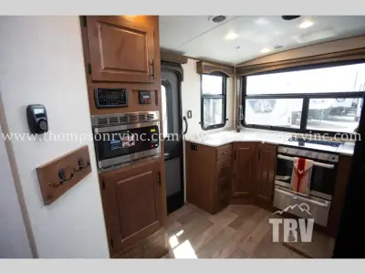 2026 Outdoors Creek Side Titanium Series 22KVS photo 11
