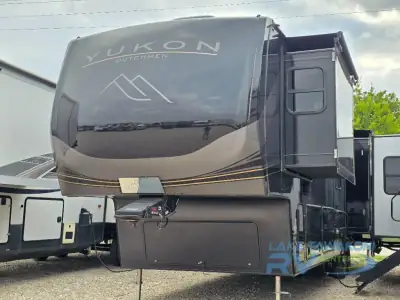 2023 Dutchmen Yukon 400RL photo 3