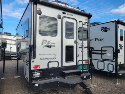 2026 Northwood Mfg ARCTIC FOX 865 photo 3