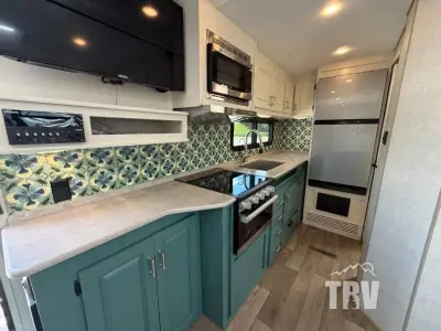 2025 Outdoors Creek Side Titanium Series 19MKS Titanium Series photo 9